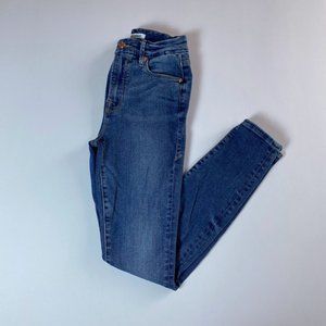 Good American, blue distressed Good Waist skinny jeans, size 0/25